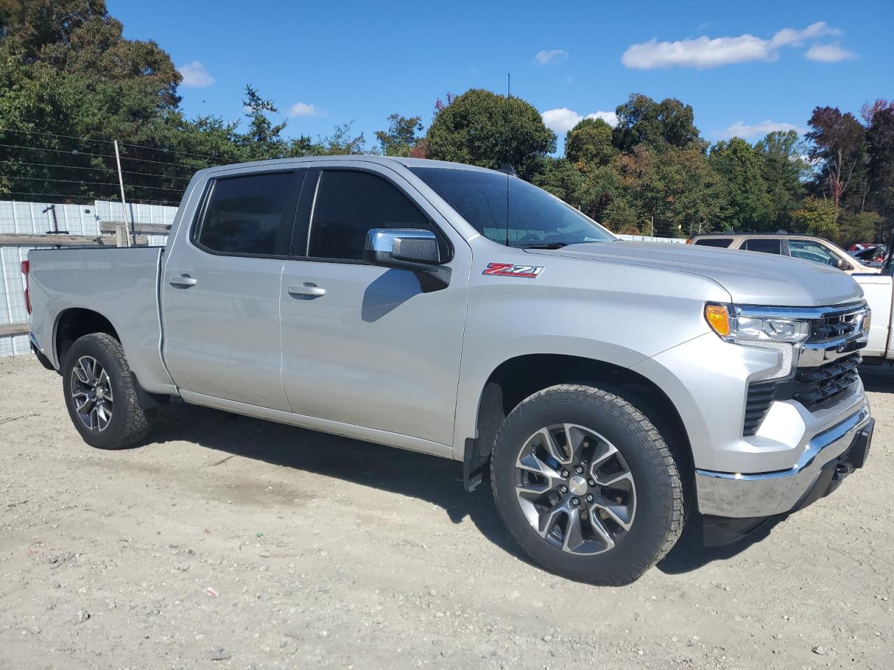 2022 CHEVROLET SILVERADO K1500 LT VIN:1GCUDDEDXNZ563858