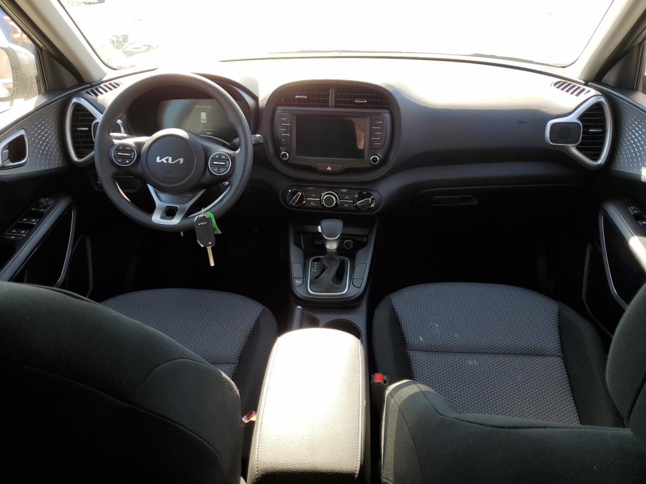 2024 KIA SOUL LX VIN:KNDJ23AU9R7910039