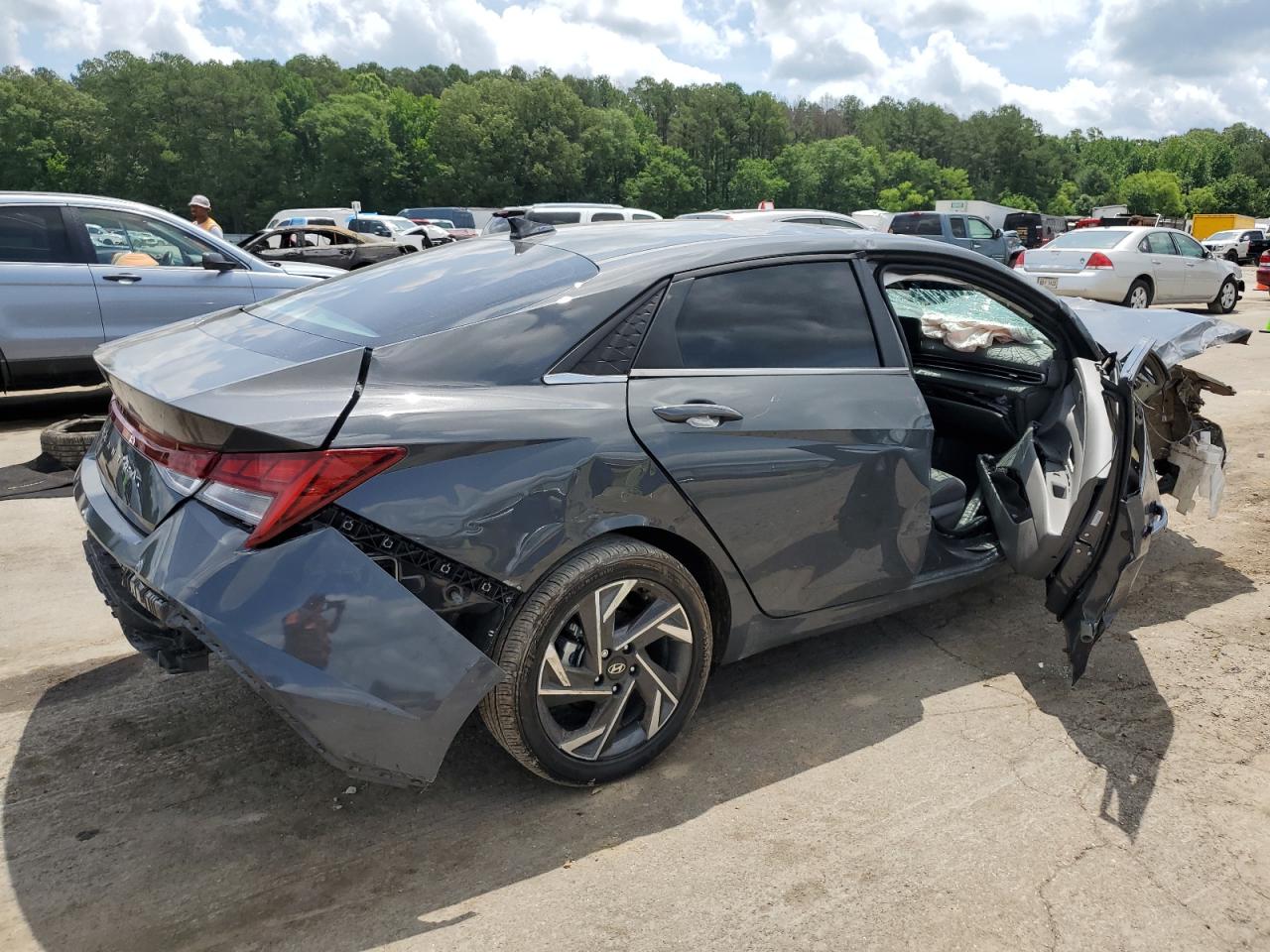 2024 HYUNDAI ELANTRA SEL VIN:KMHLS4DG1RU700066