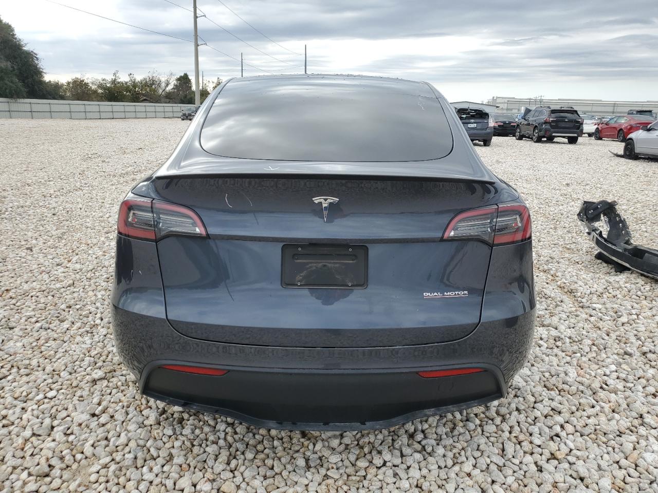 2022 TESLA MODEL Y  VIN:7SAYGDEF5NF565567
