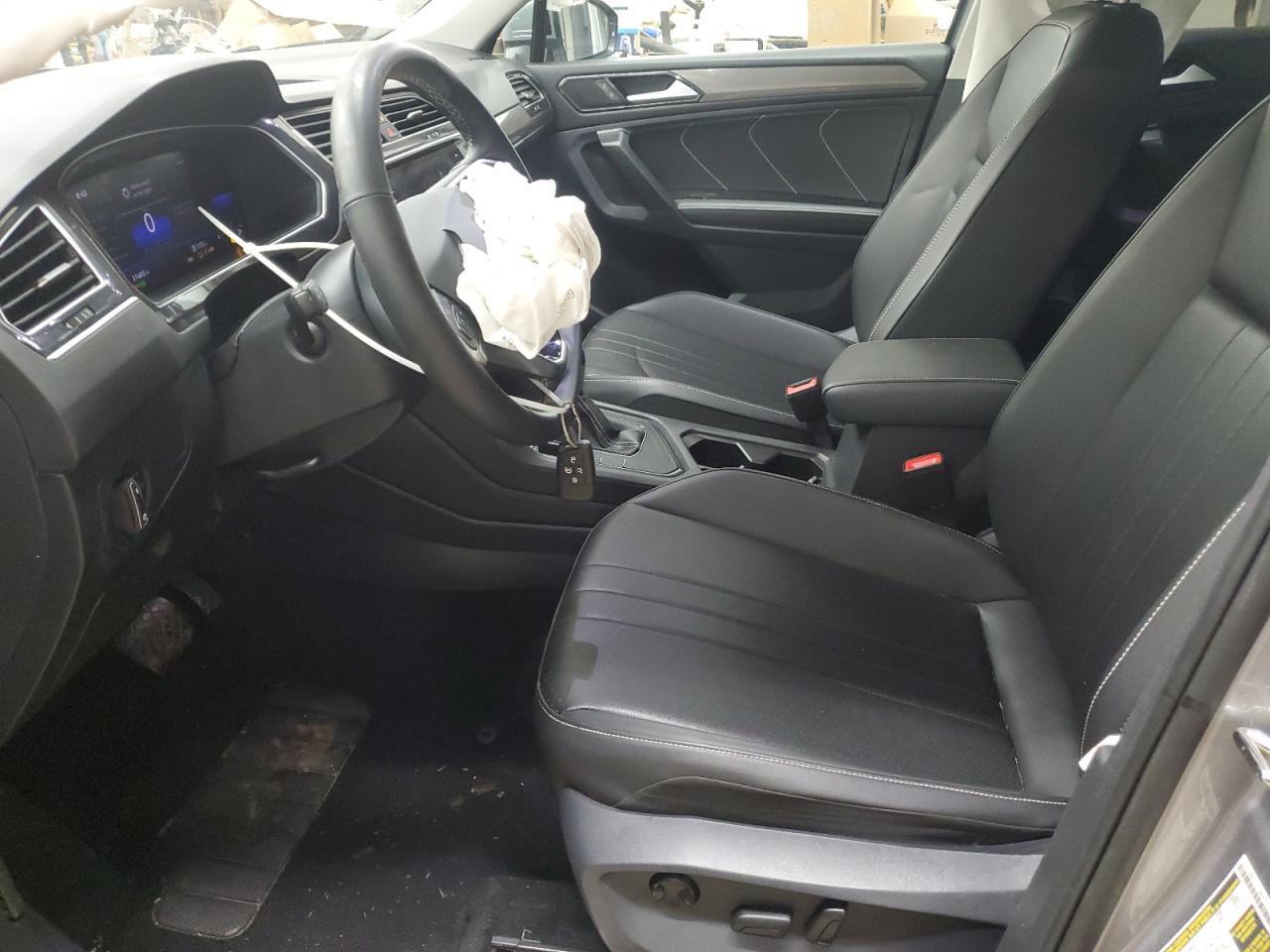 2024 VOLKSWAGEN TIGUAN SE VIN:3VV3B7AX4RM030240