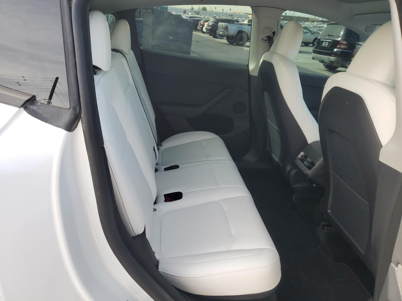 2023 TESLA MODEL Y  VIN:7SAYGDEE5PA079672