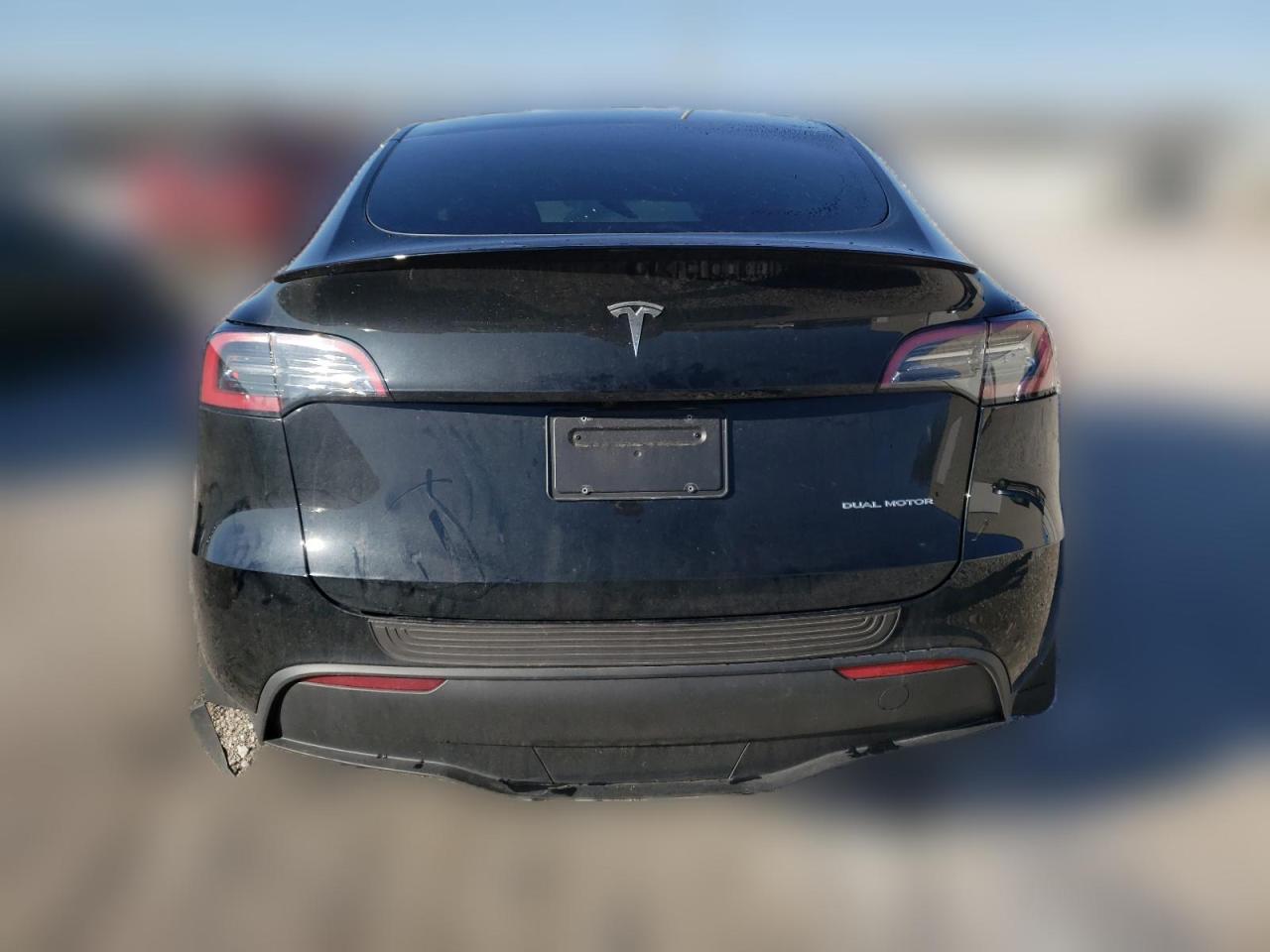 2023 TESLA MODEL Y  VIN:7SAYGAEE1PF708183