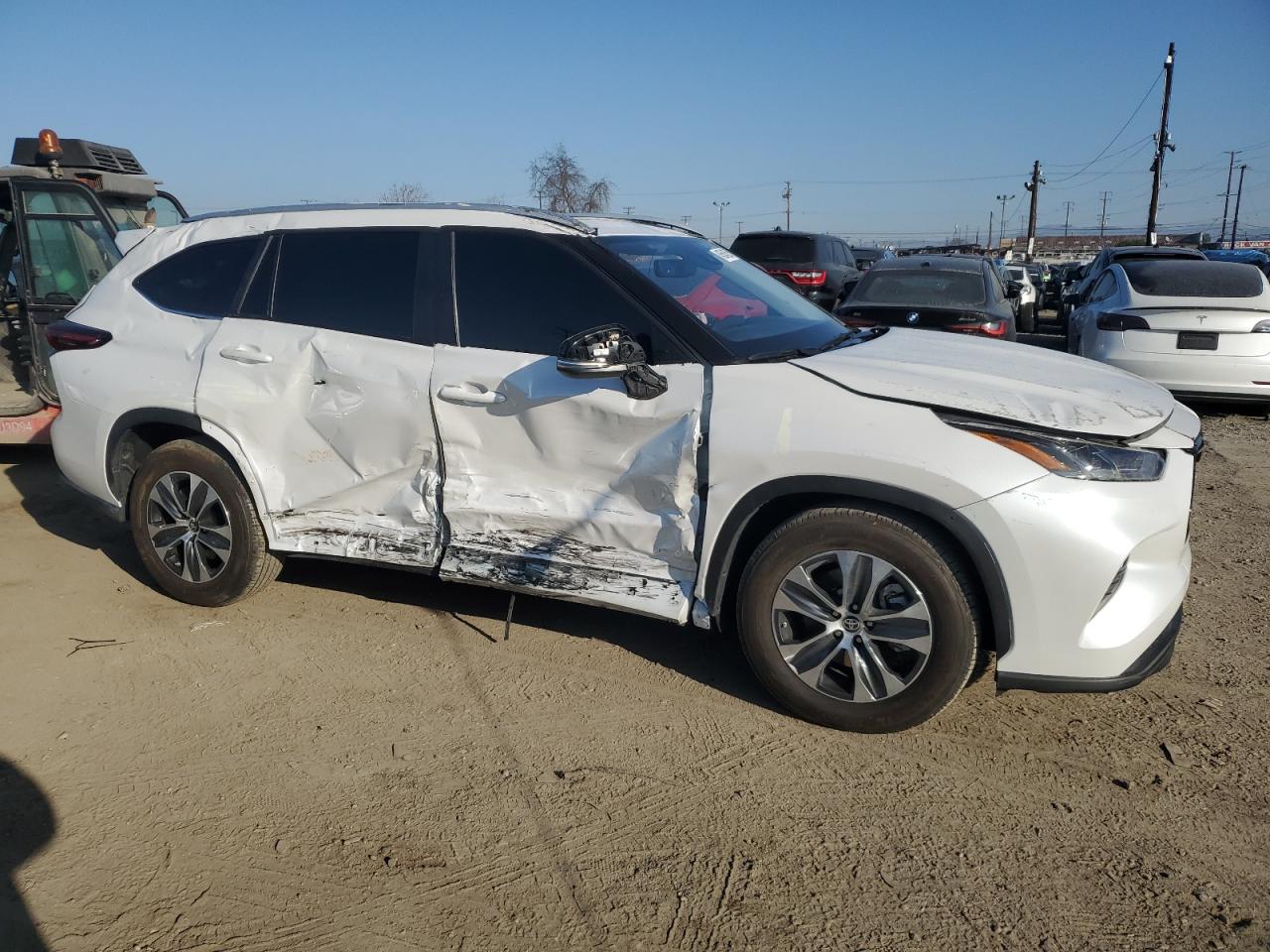 2024 TOYOTA HIGHLANDER LE VIN:5TDKDRAH2RS537128
