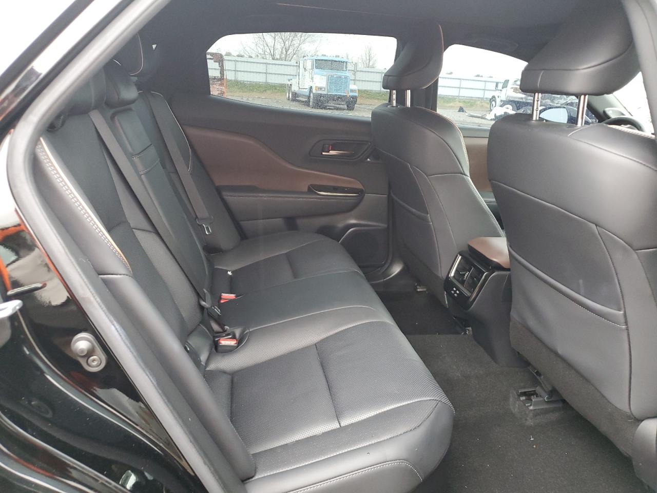 2024 TOYOTA CROWN XLE VIN:JTDAAAAF1R3019081