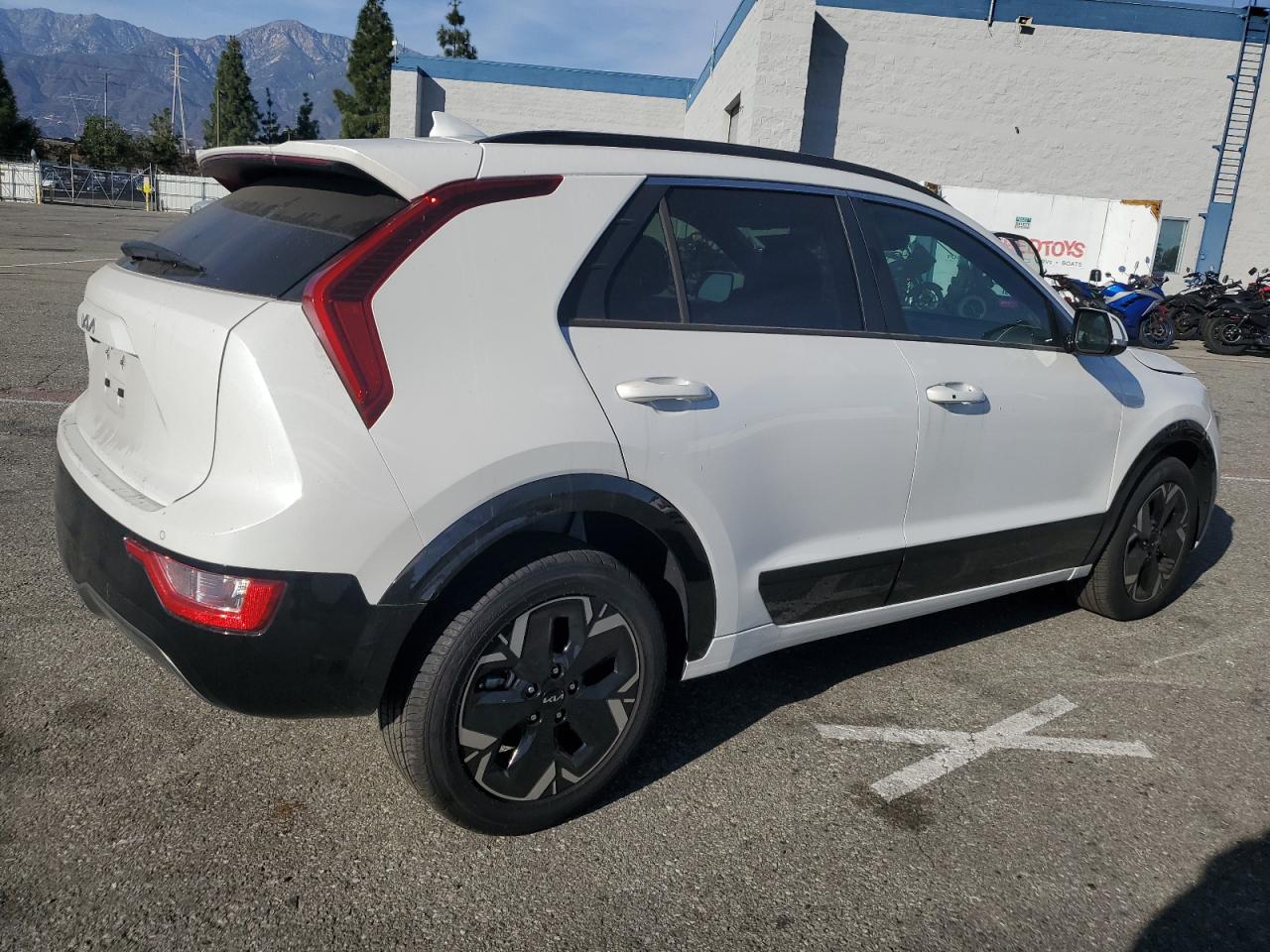 2023 KIA NIRO WIND VIN:KNDCR3L18P5026920