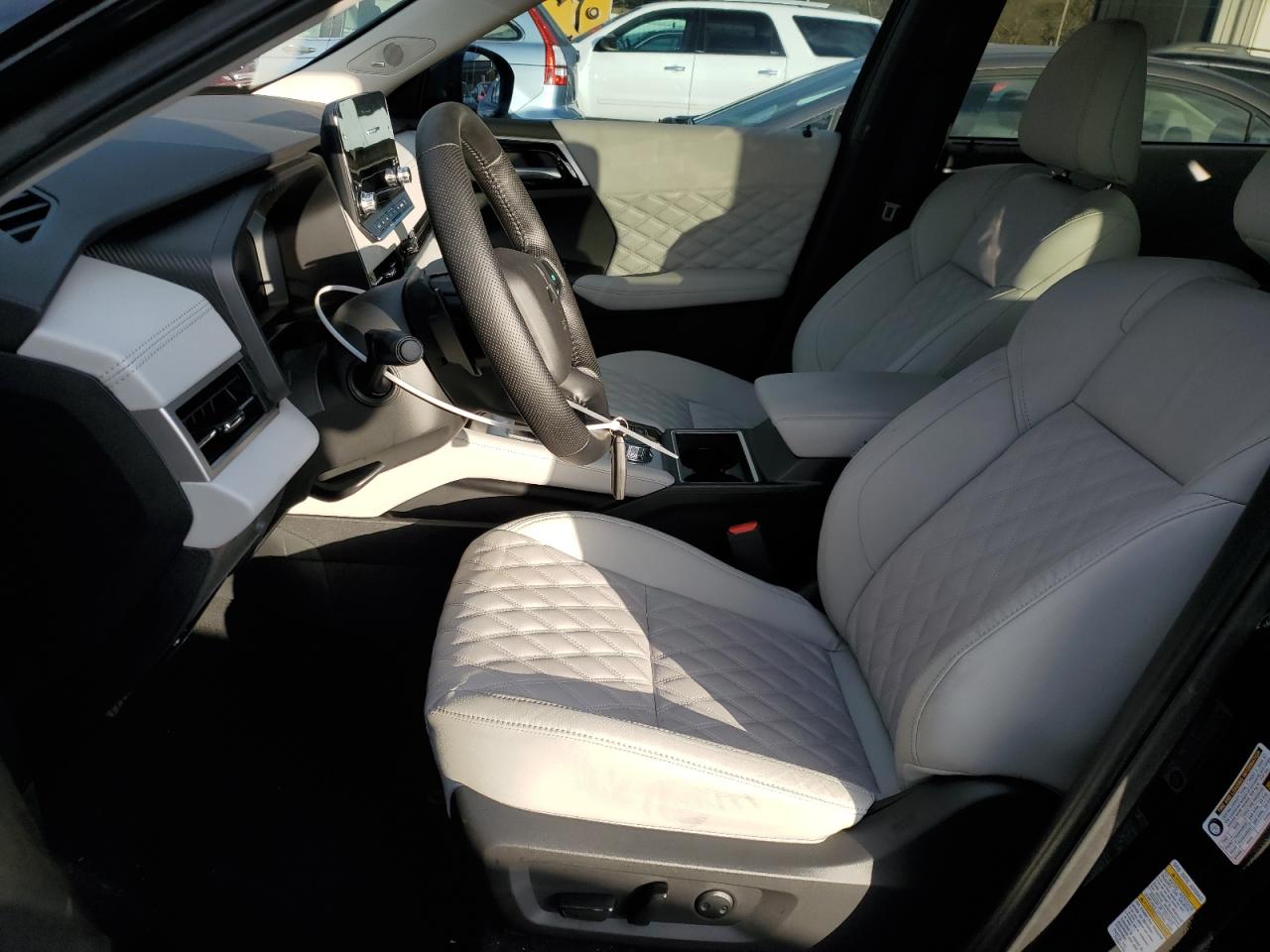 2024 MITSUBISHI OUTLANDER SEL VIN:JA4J4WA81RZ039893