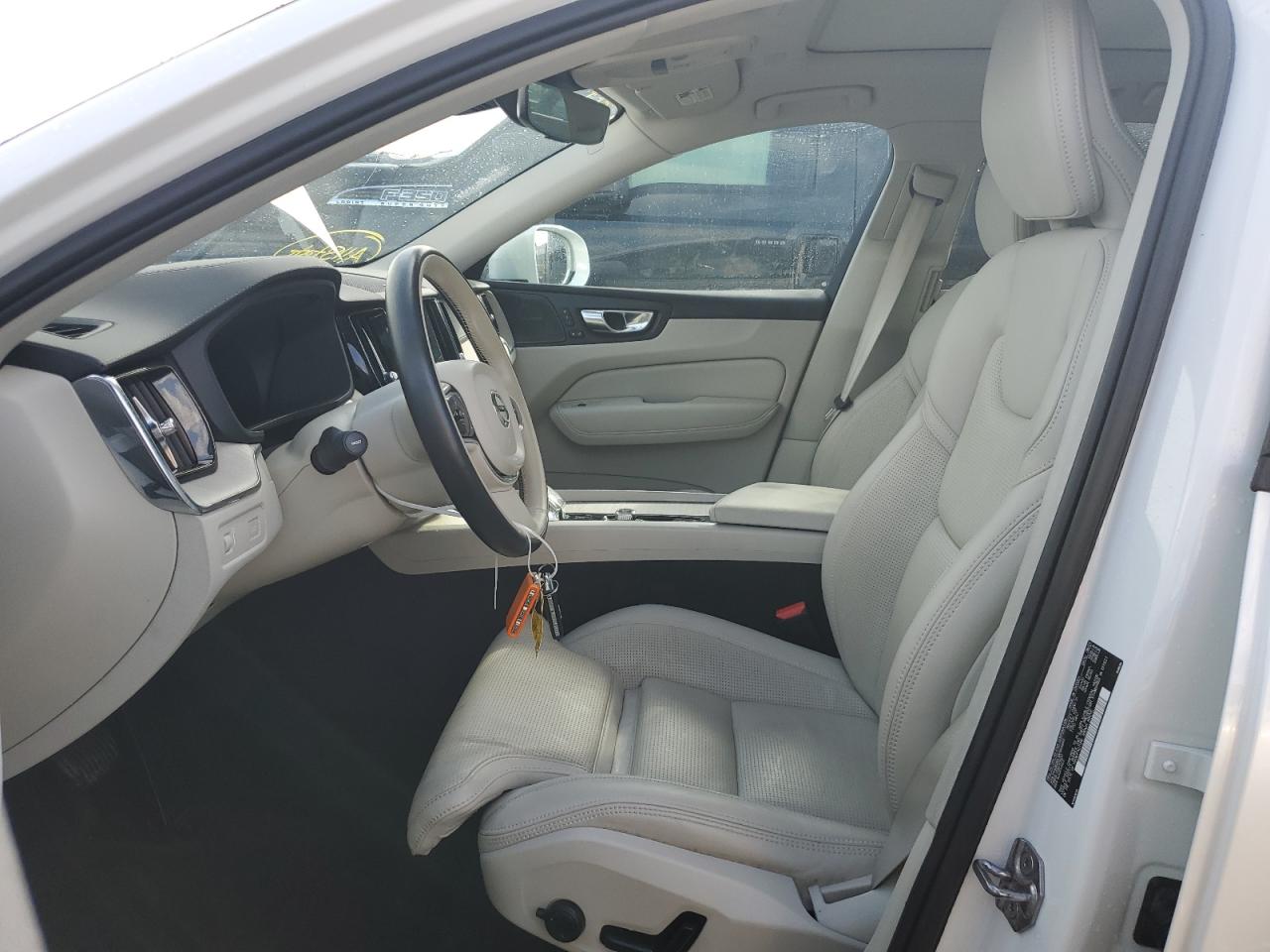 2022 VOLVO XC60 B6 INSCRIPTION VIN:YV4062RL5N1944849