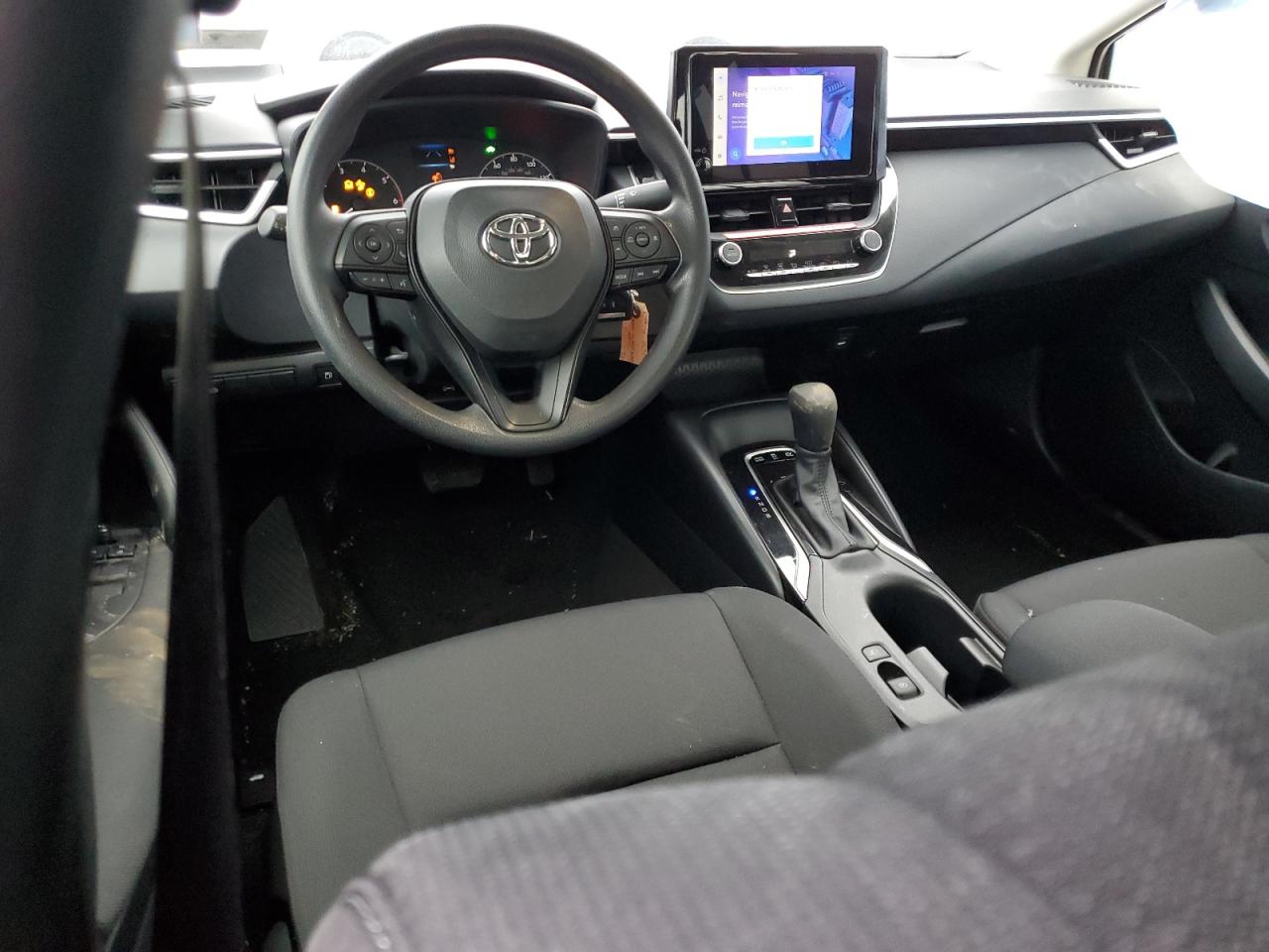 2024 TOYOTA COROLLA LE VIN:JTDBCMFE9R3060672