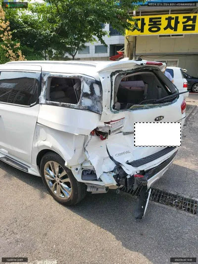 2016 Kia Carnival KNAME81ABHS280021 VIN:KNAME81ABHS280021