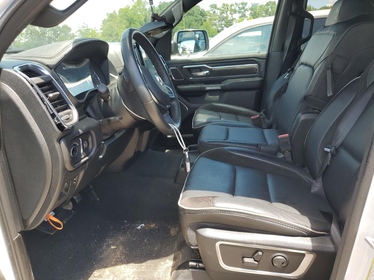 2024 RAM 1500 LARAMIE VIN:1C6RRFJG9RN157898