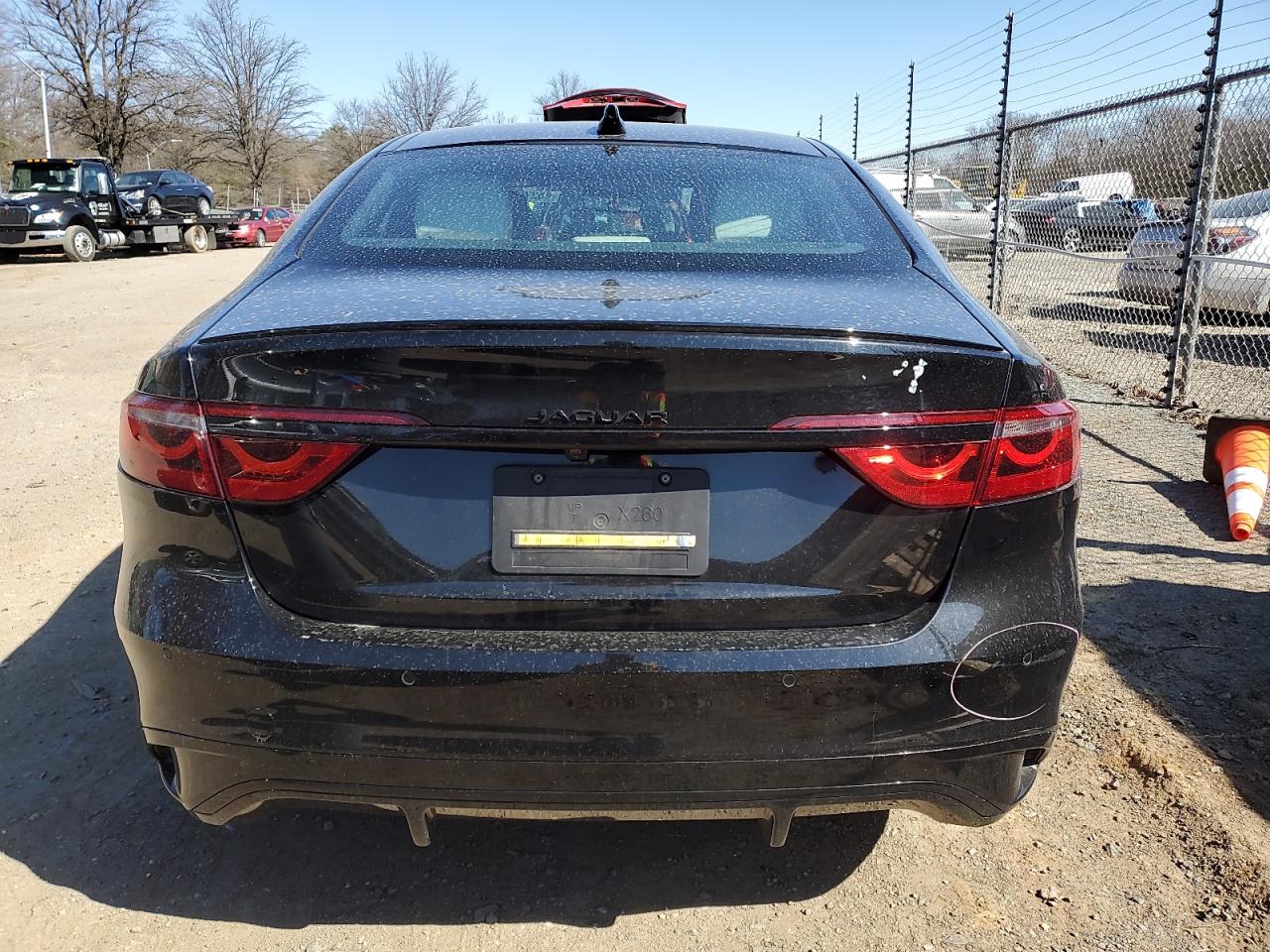 2024 JAGUAR XF R-DYNAMIC SE VIN:SAJBL4GX4RCY95130