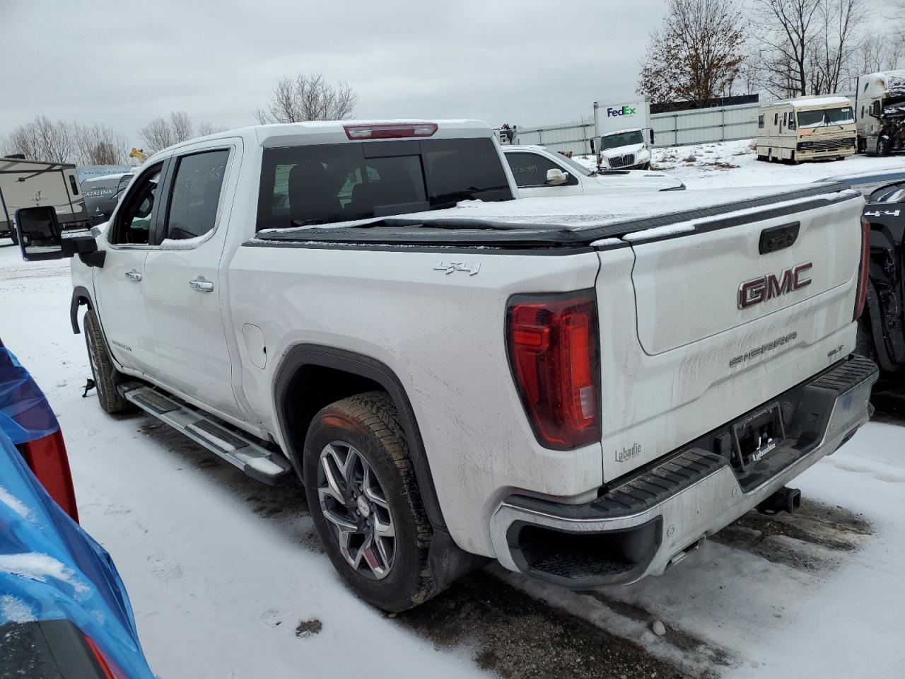 2024 GMC SIERRA K1500 SLT VIN:1GTUUDELXRZ310617