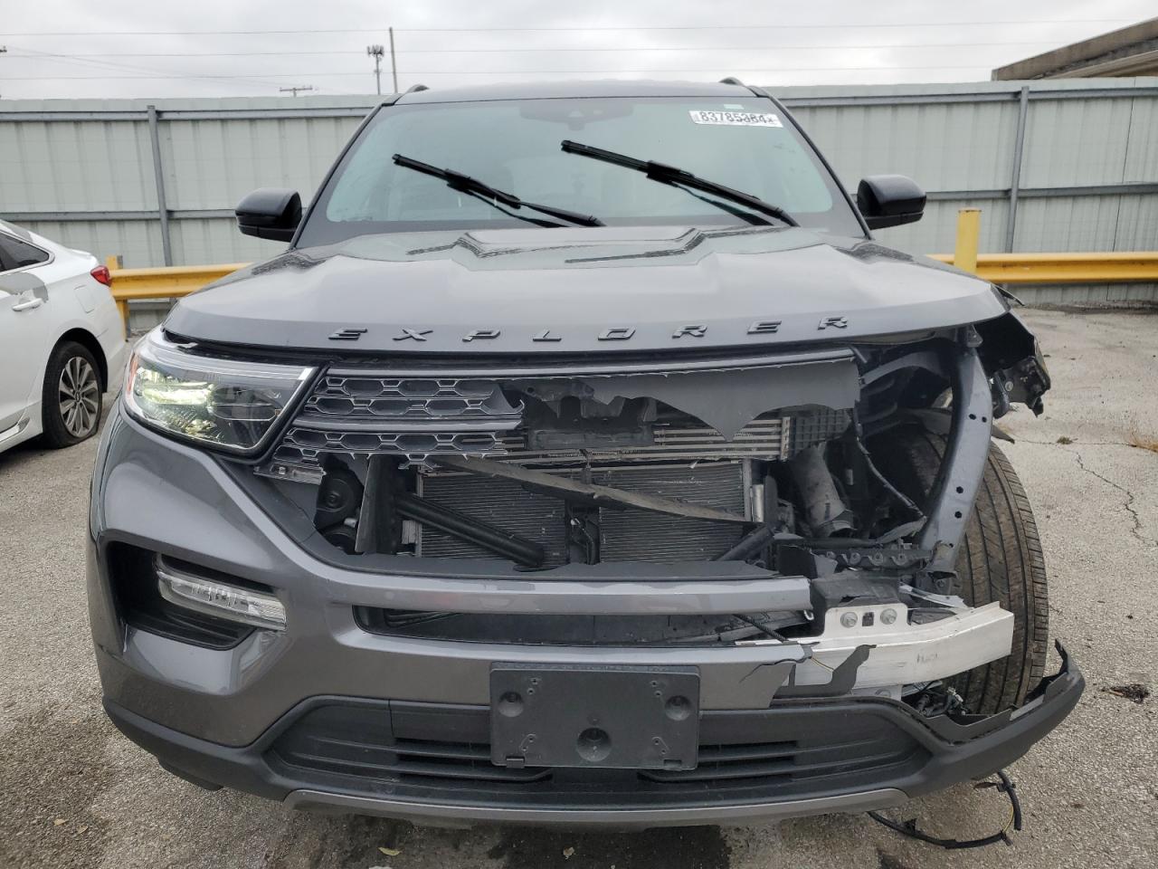 2022 FORD EXPLORER XLT VIN:1FMSK8DH5NGA44572