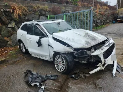 2018 Jaguar F-Pace 332KMSADCA2BNXJA2 VIN:332KMSADCA2BNXJA2