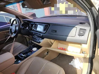 2015 Kia Carnival VIN: