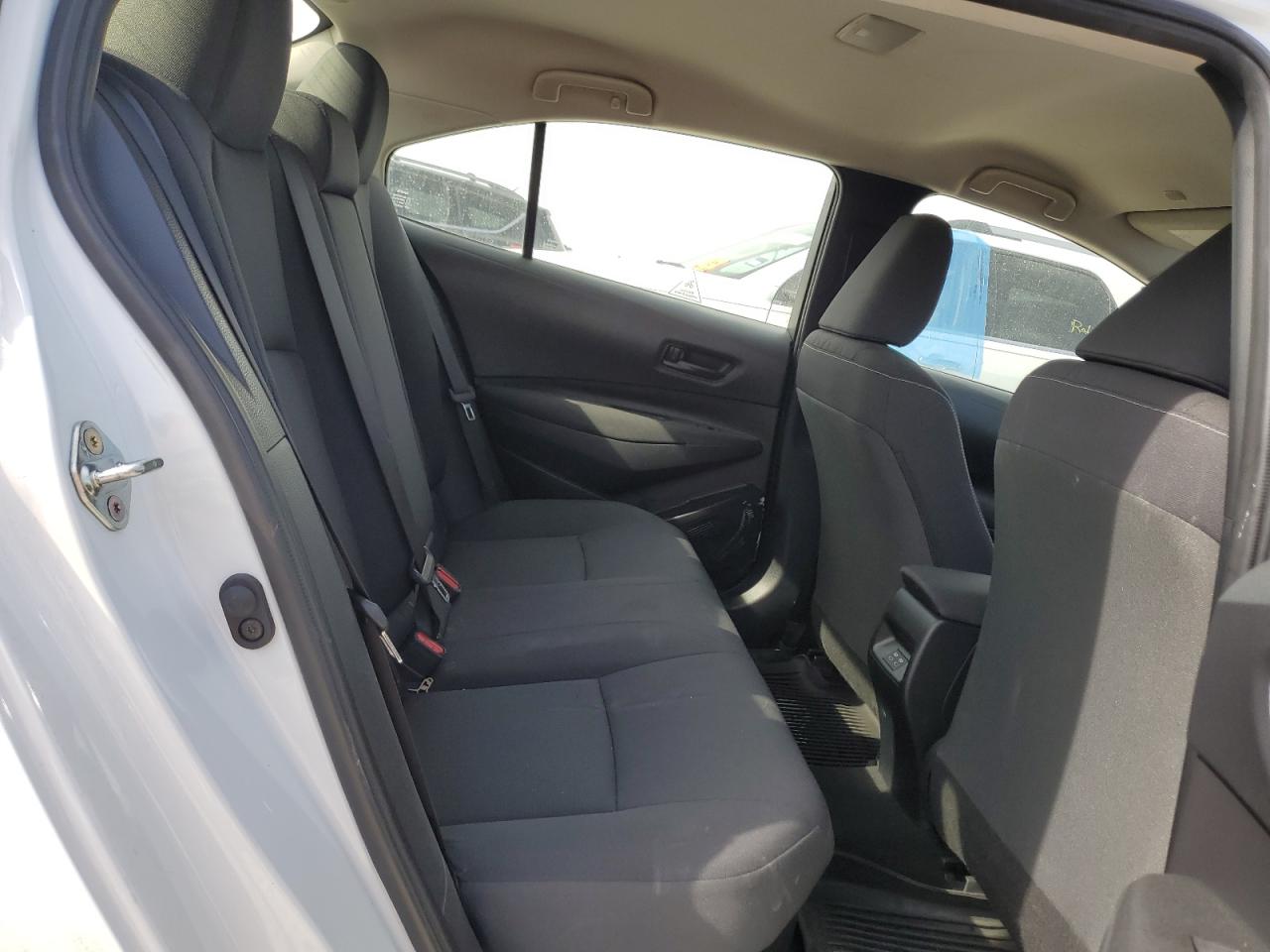 2024 TOYOTA COROLLA LE VIN:JTDBCMFE9R3048036