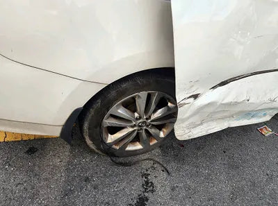 2015 Kia Carnival KNAMC81ABFS078381 VIN:KNAMC81ABFS078381