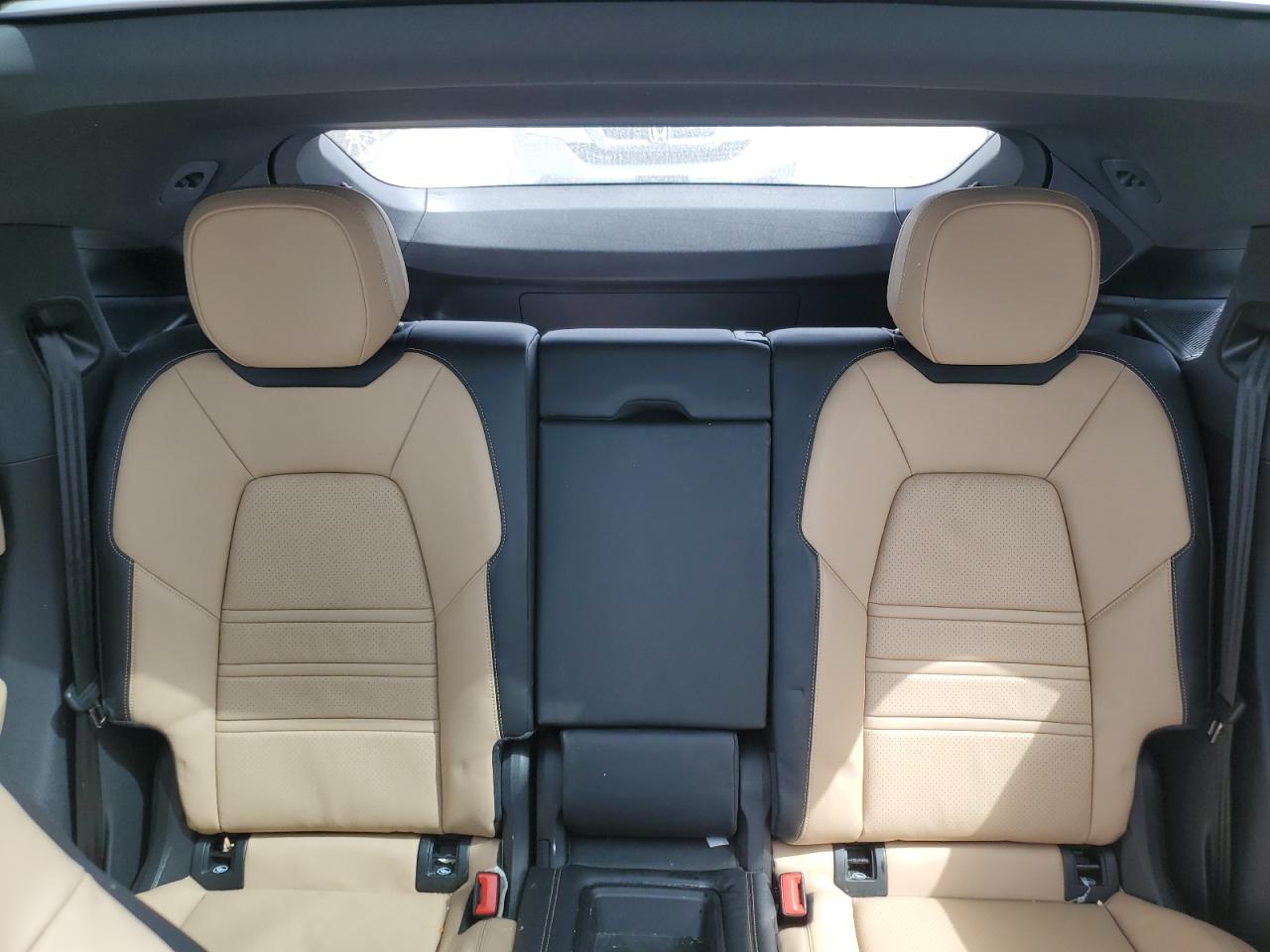 2024 PORSCHE CAYENNE COUPE VIN:WP1BA2AY7RDA53465