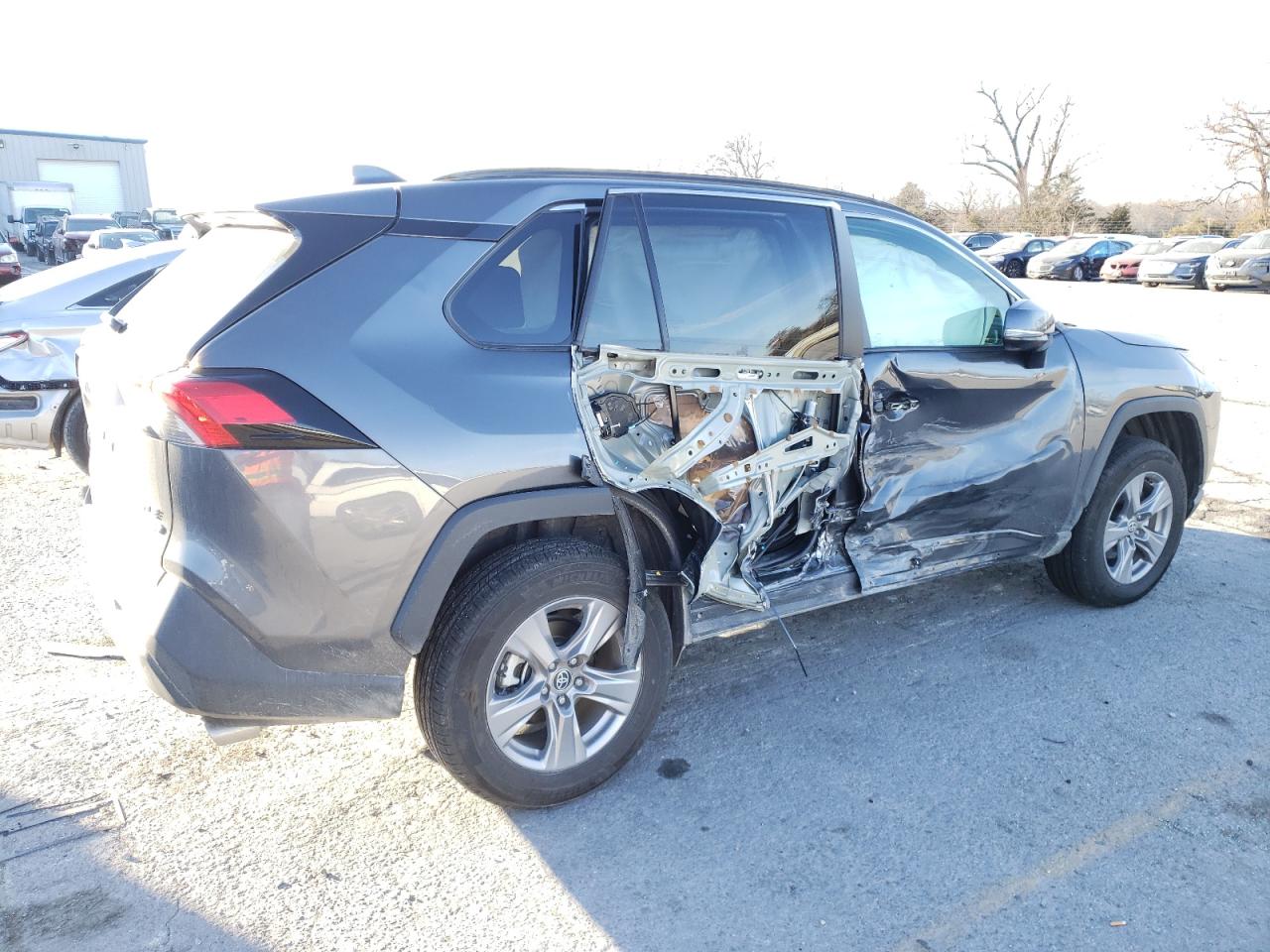 2023 TOYOTA RAV4 XLE VIN:4T3RWRFVXPU100061