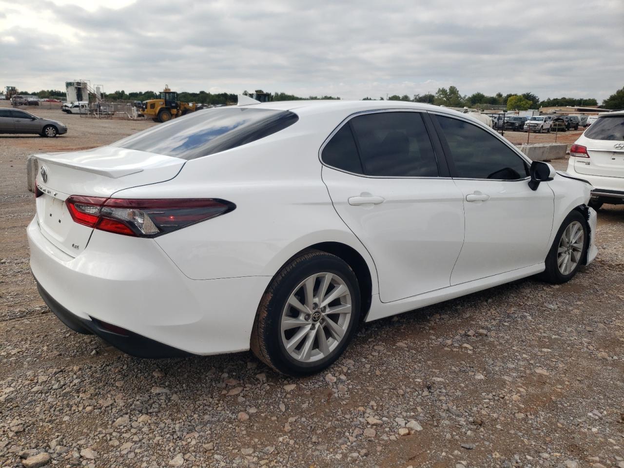 2022 TOYOTA CAMRY LE VIN:4T1C11AK5NU049061