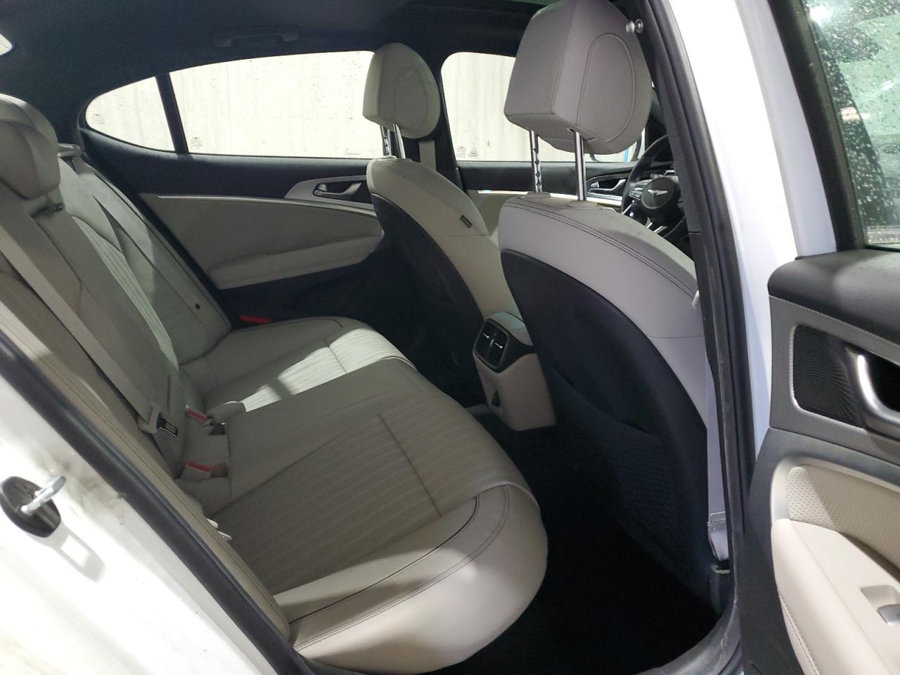 2022 GENESIS G70 BASE VIN:KMTG34TA0NU096344