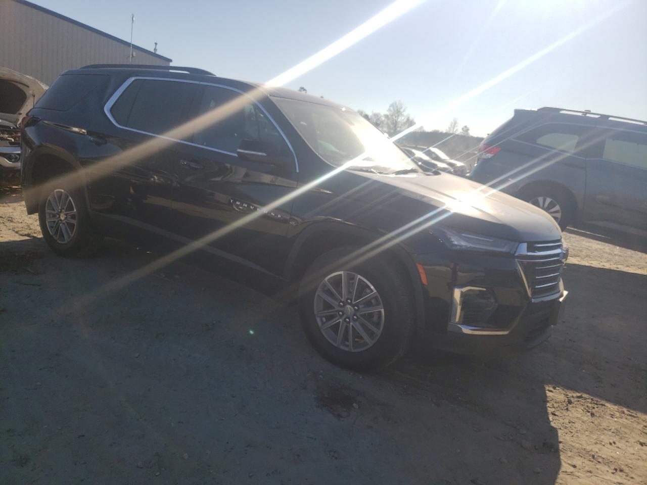 2022 CHEVROLET TRAVERSE LT VIN:1GNERHKW2NJ171482