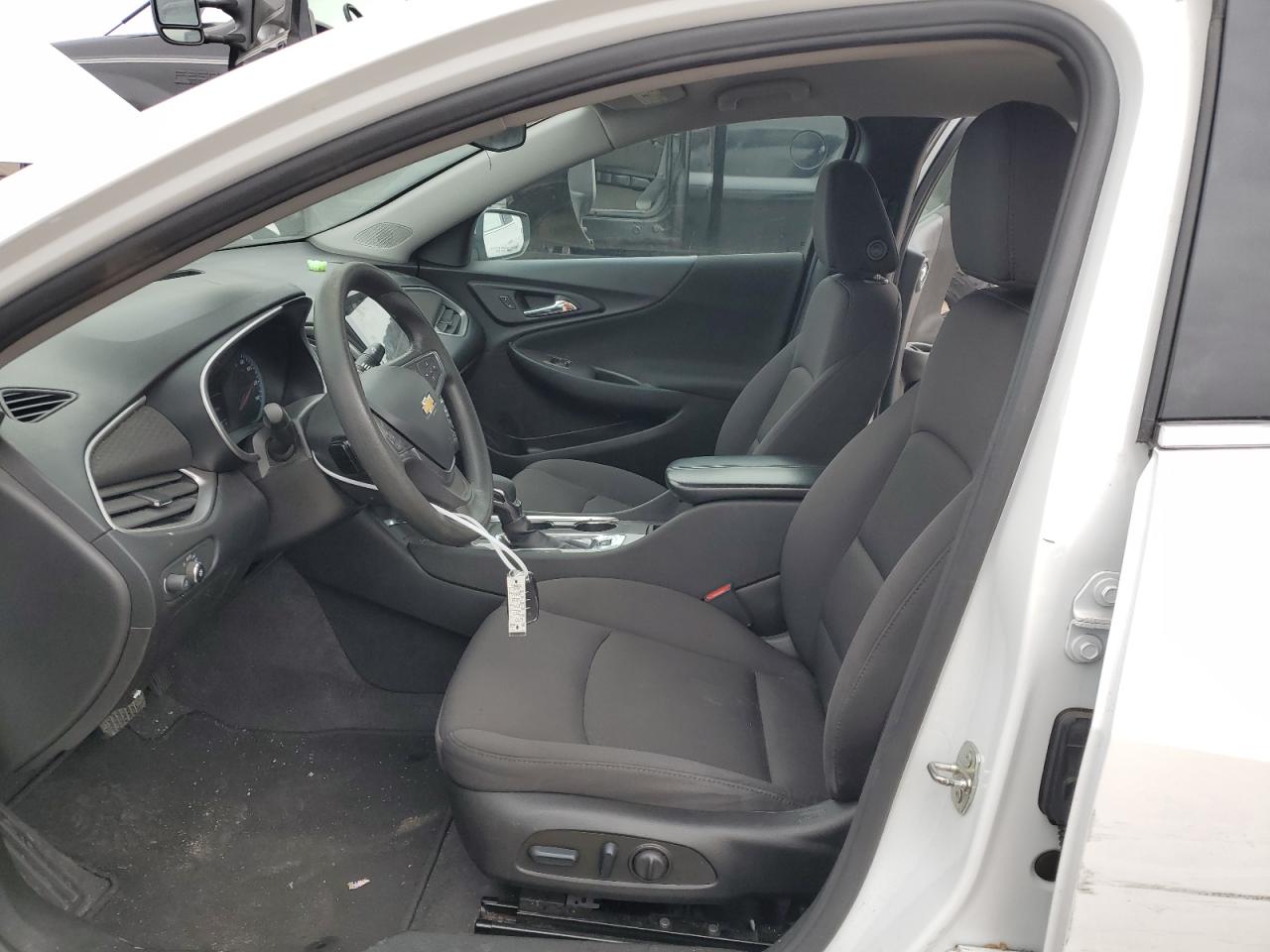 2022 CHEVROLET MALIBU LT VIN:1G1ZD5ST1NF140796