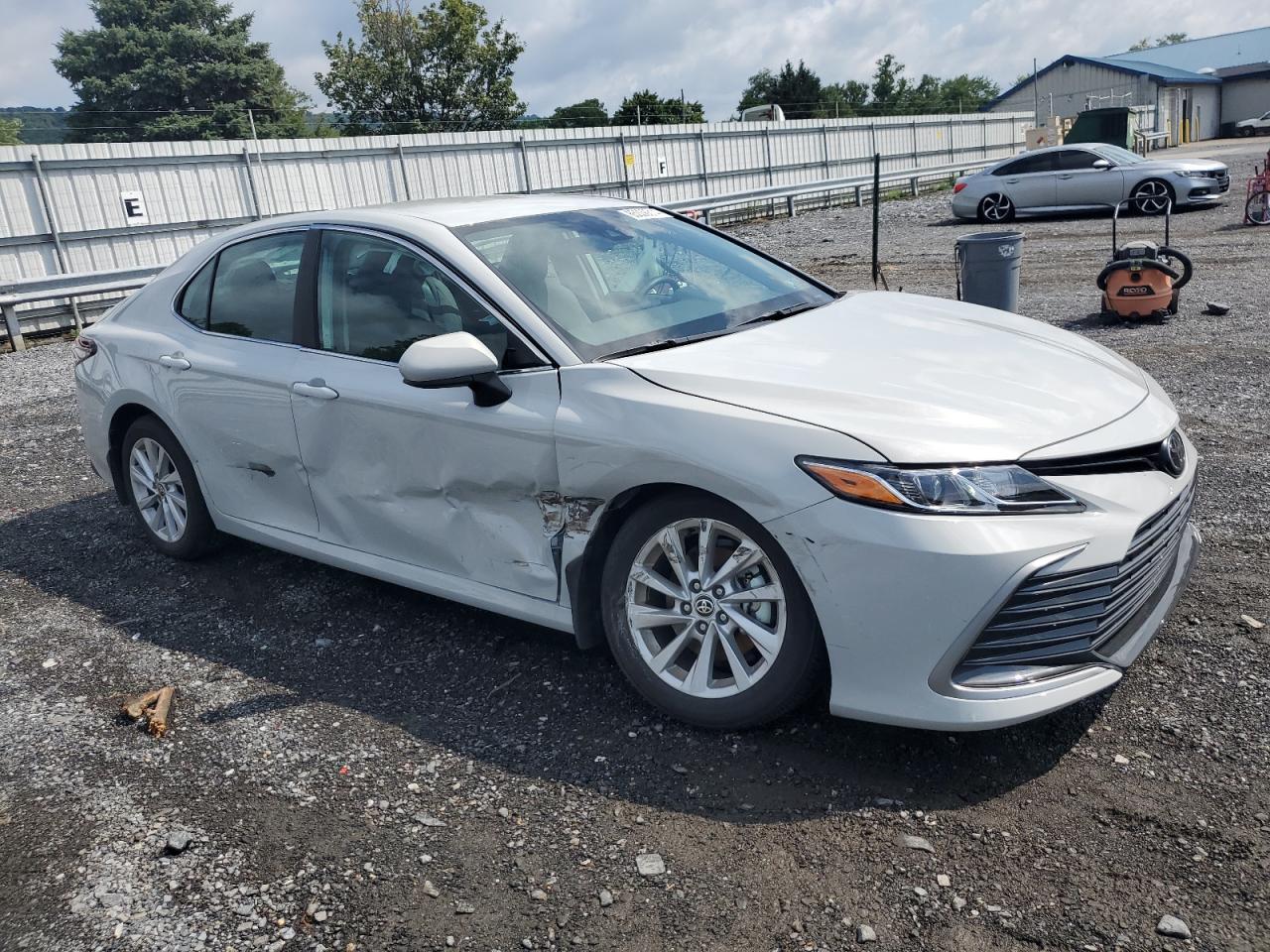 2024 TOYOTA CAMRY LE VIN:4T1C11AK8RU232055