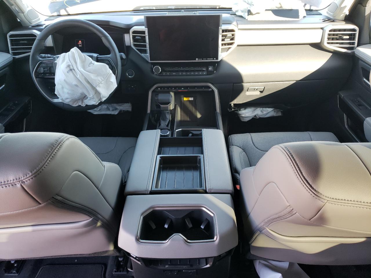 2024 TOYOTA TUNDRA CREWMAX LIMITED VIN:5TFJC5DB9RX052395