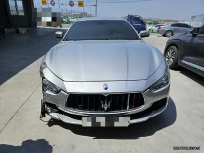 2016 Maserati Ghibli VIN: