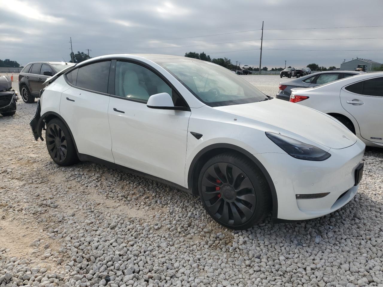 2022 TESLA MODEL Y  VIN:7SAYGDEF5NF543777