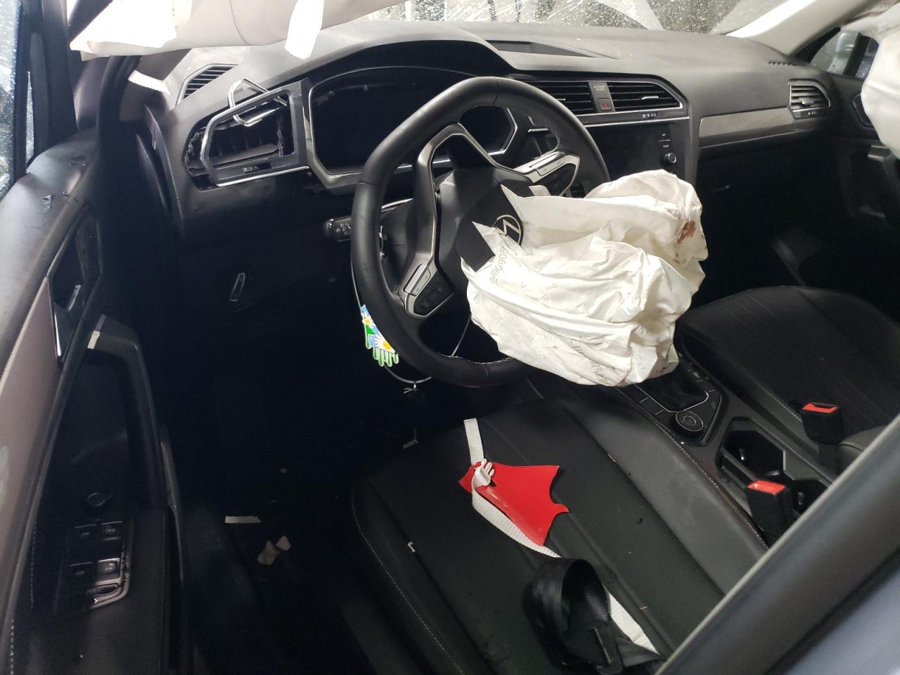 2023 VOLKSWAGEN TIGUAN SE VIN:3VVMB7AX5PM029146
