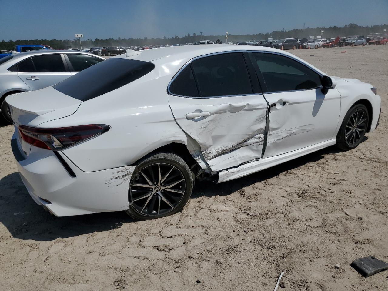 2022 TOYOTA CAMRY SE VIN:4T1G11AK0NU066755