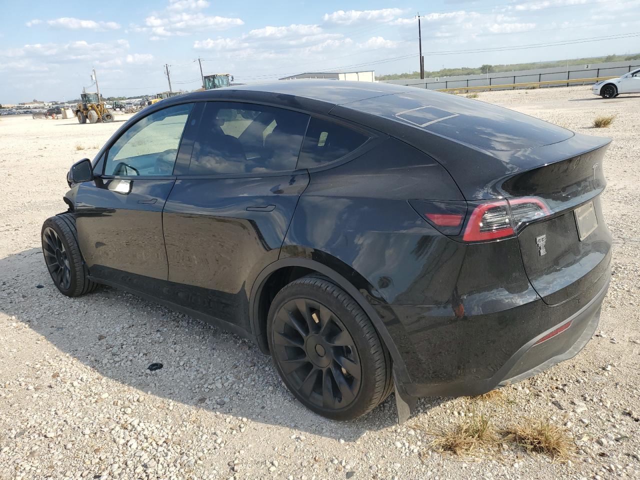 2023 TESLA MODEL Y  VIN:7SAYGDEE6PA169185