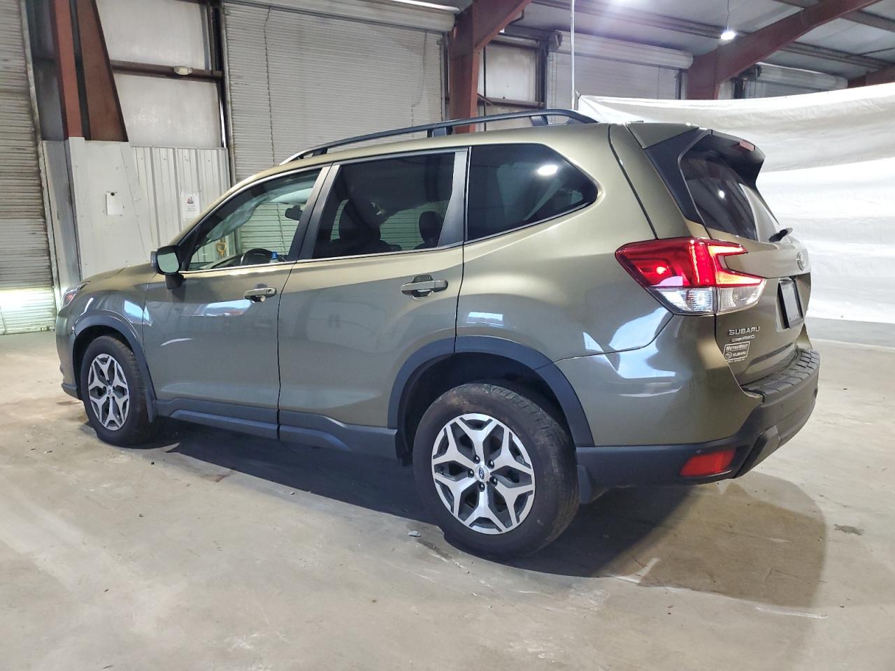2022 SUBARU FORESTER PREMIUM VIN:JF2SKAEC1NH472164