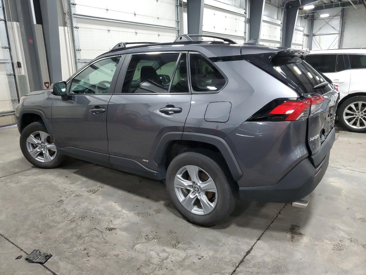 2022 TOYOTA RAV4 XLE VIN:4T3RWRFV8NU053500