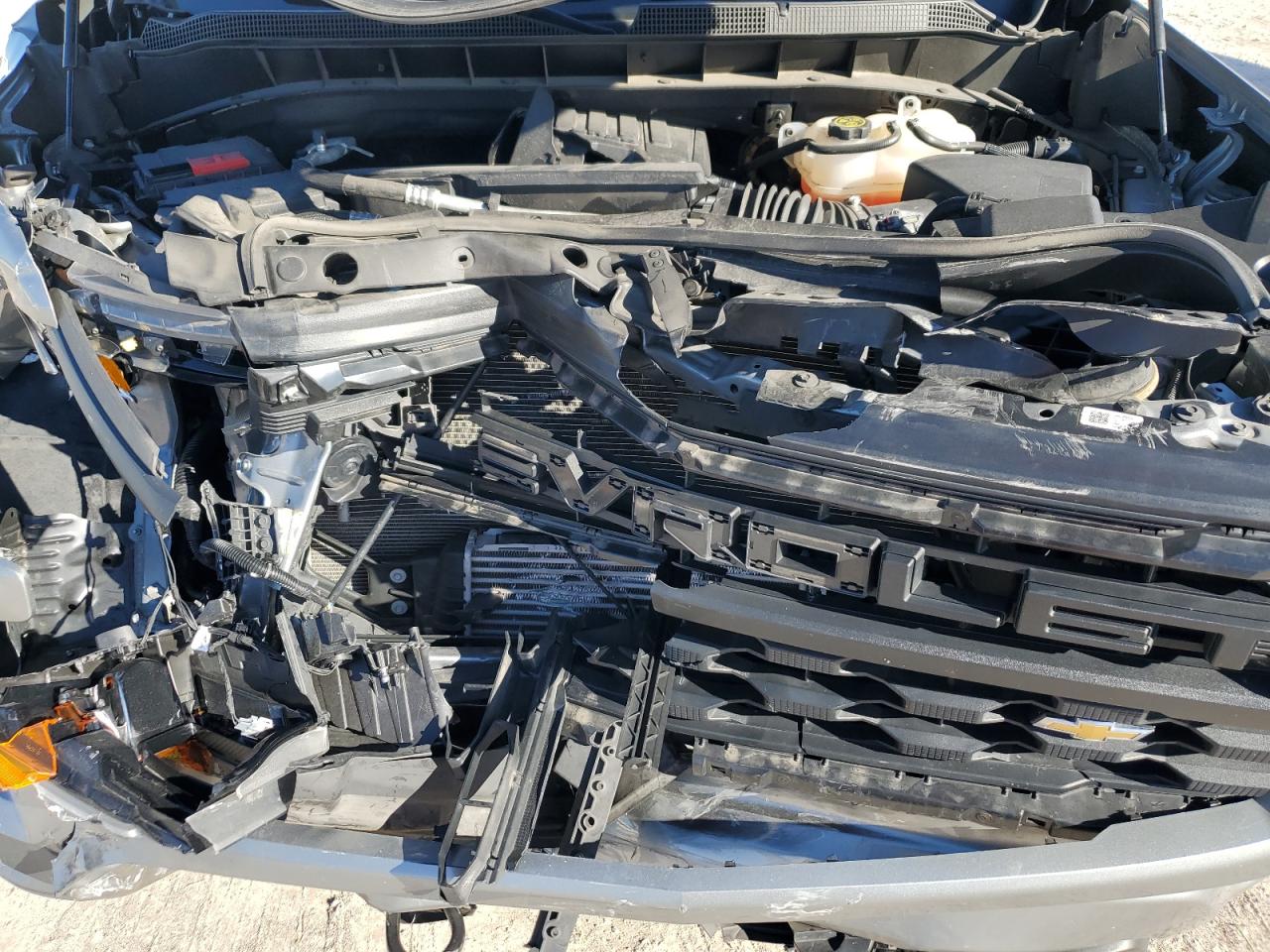 2024 CHEVROLET SILVERADO C1500 CUSTOM VIN:1GCPABEK2RZ102085