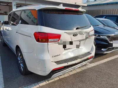 2015 Kia Carnival VIN: