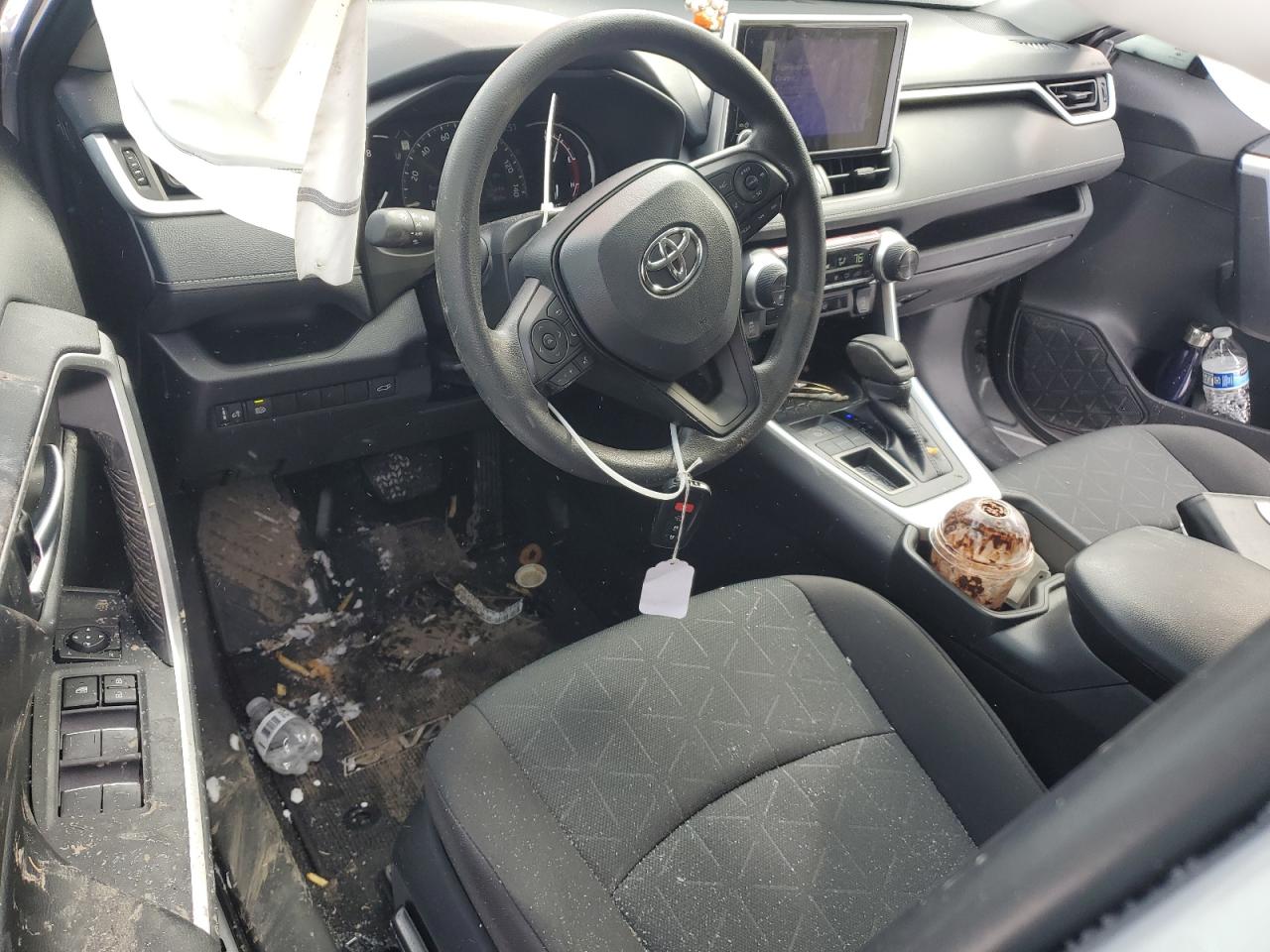 2024 TOYOTA RAV4 XLE VIN:2T3W1RFV0RW357041