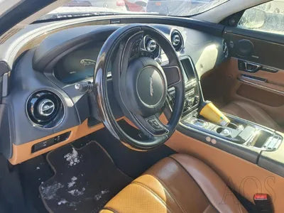 2014 Jaguar XJS VIN: