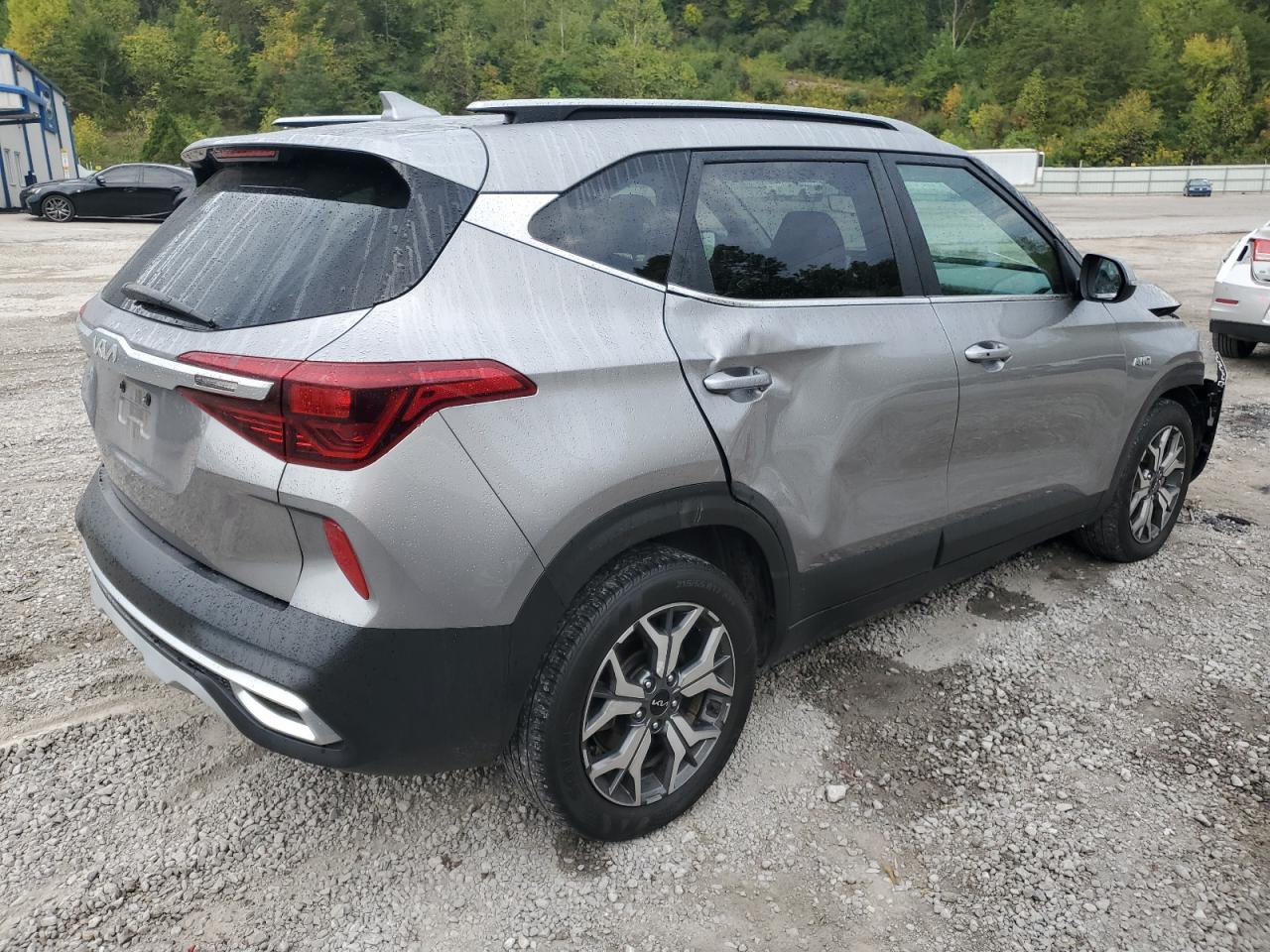 2022 KIA SELTOS EX VIN:KNDERCAA8N7276414