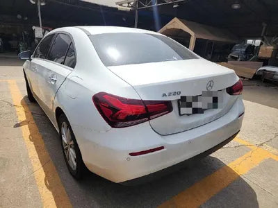 2020 Mercedes-Benz A 220 VIN: