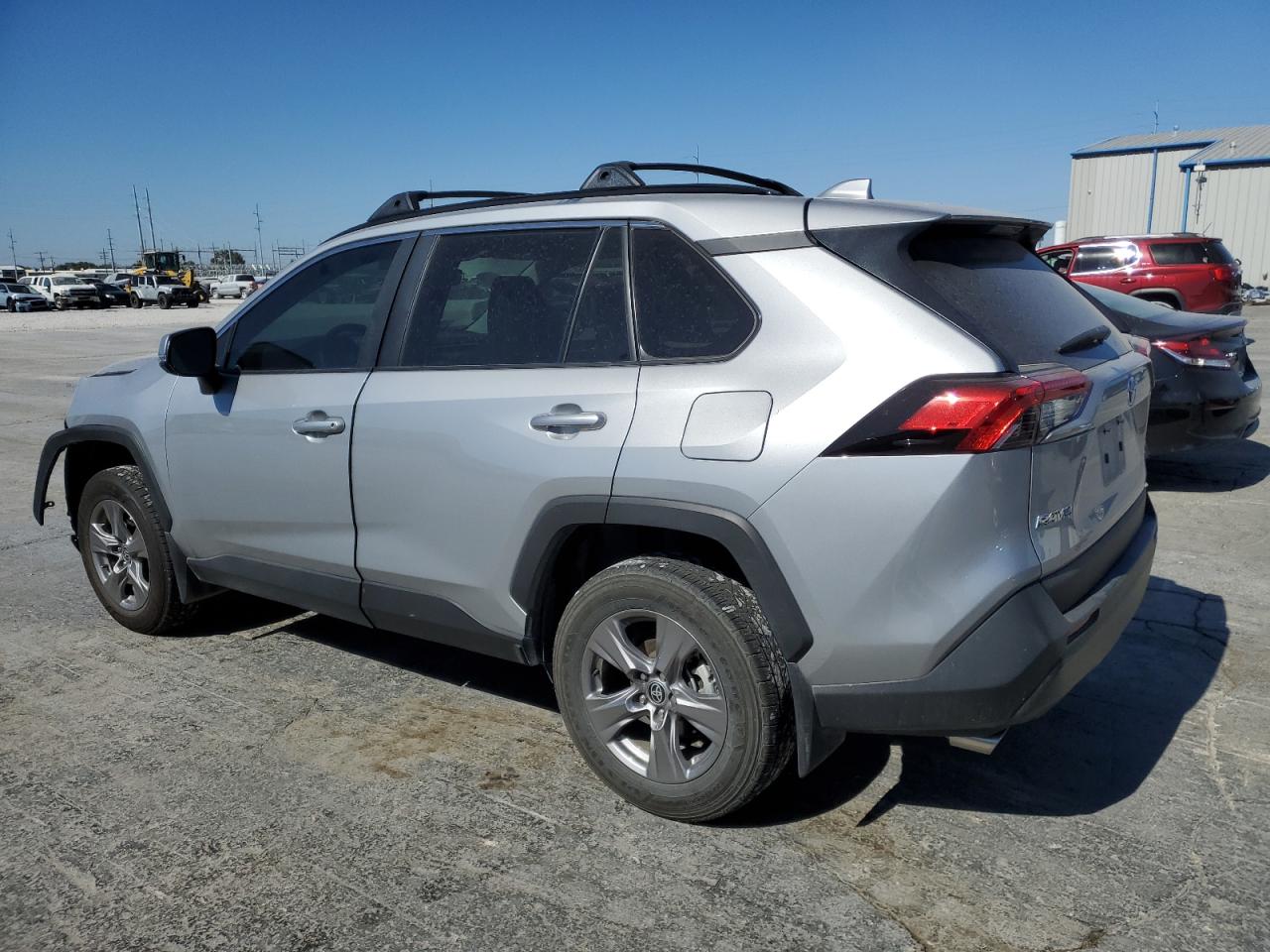2023 TOYOTA RAV4 XLE VIN:2T3P1RFV4PW403908