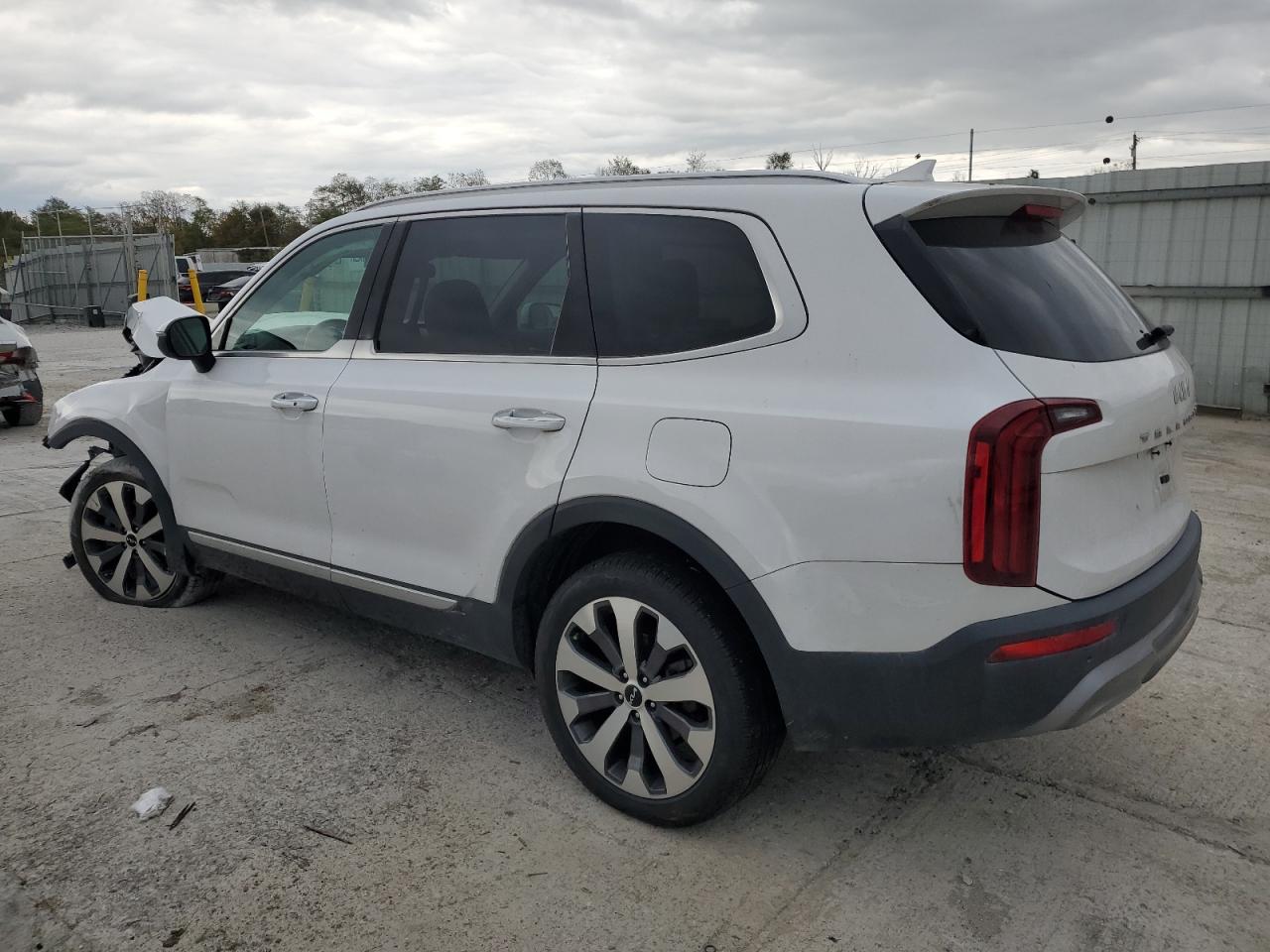 2022 KIA TELLURIDE S VIN:5XYP64HC3NG292764