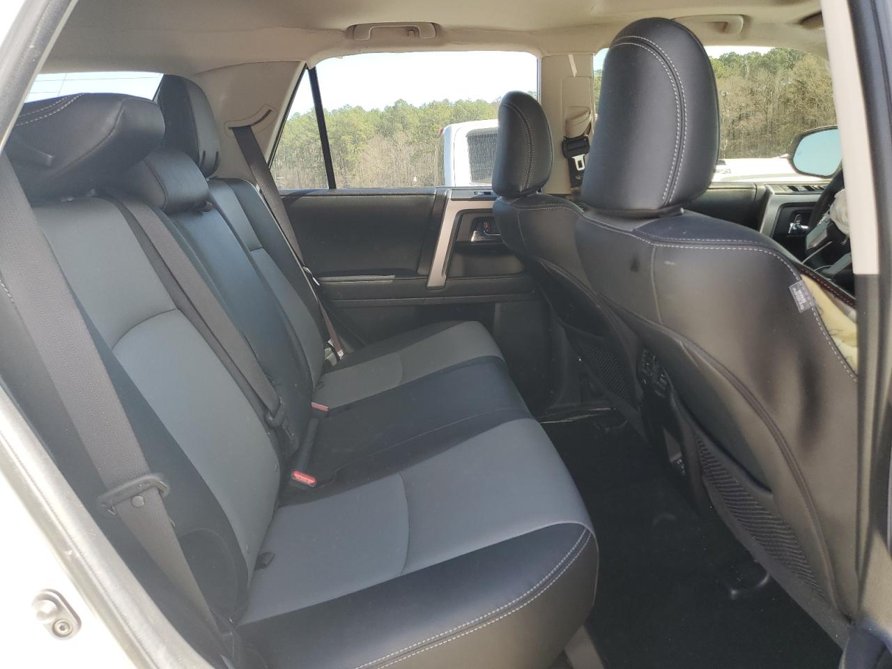 2022 TOYOTA 4RUNNER SR5 VIN:JTEFU5JR7N5270101