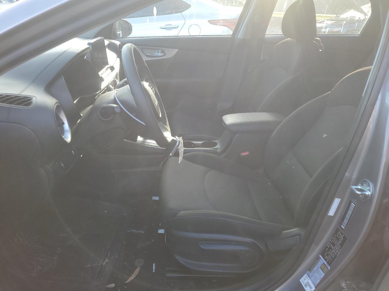 2022 KIA FORTE FE VIN:3KPF24AD0NE501501