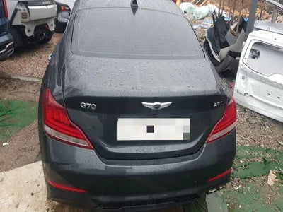 2017 Genesis G70 VIN: