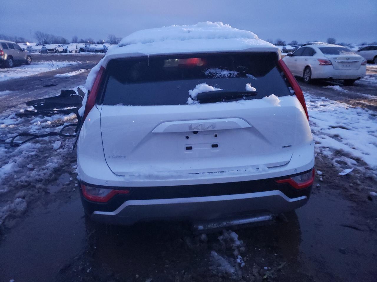 2023 KIA NIRO EX VIN:5YFBURHE7FP326104