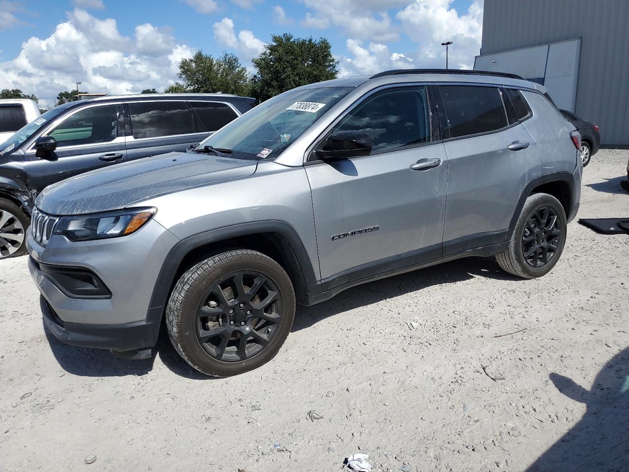 2022 JEEP COMPASS LATITUDE LUX VIN:3C4NJDFB8NT125972